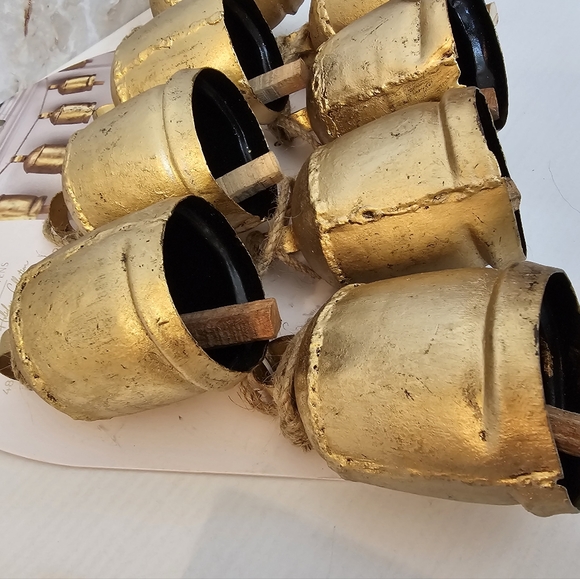 *Holiday Bell Garland - Picture 14 of 15